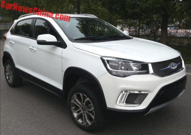 Електрокар Chery Tiggo 3X EV оснащений мотором потужністю 121 л