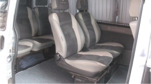 Пасажирські модіфікаціі- Caravelle, могли оснащуватися велюрової і навіть шкіряною обшивкою сидінь, а в 1994-му році, Volkswagen Caravelle отримав в базу дві подушки безпеки