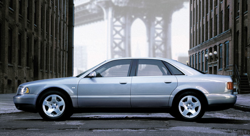 2002 Представлено нове друге покоління Audi A8