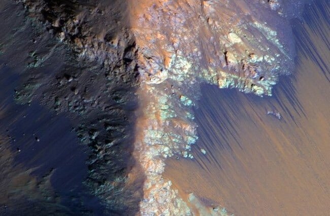 Чи існує життя на Марсі