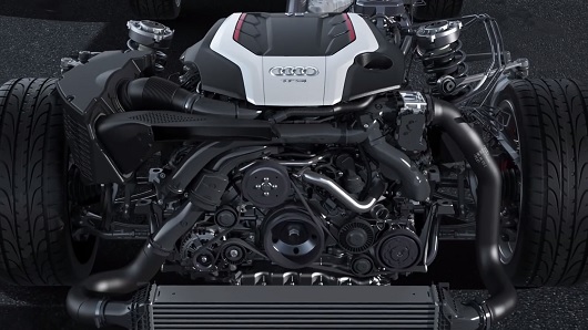У автомобіля Audi A5 Sportback технічні характеристики моторів бензинової лінійки в молодшому і старшому виконаннях представлені:
