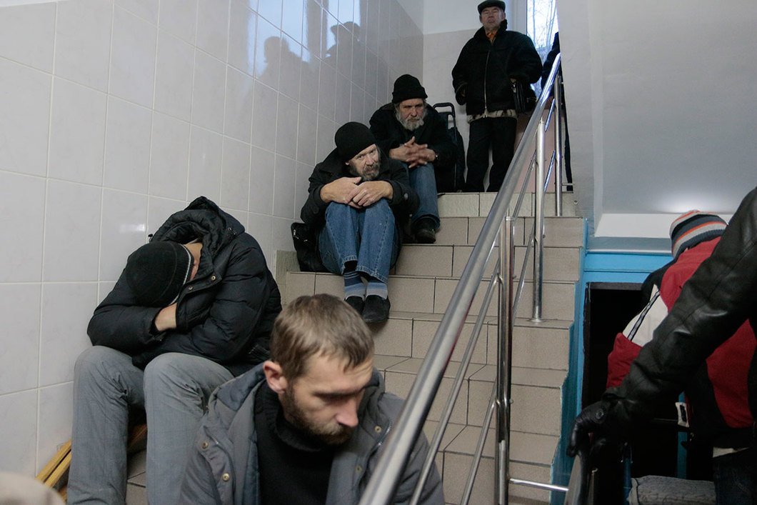 Фотокореспондент «Новой» Світлана Віданова відвідала кілька основних московських місць, де люди в біді можуть зігрітися, поїсти і отримати допомогу